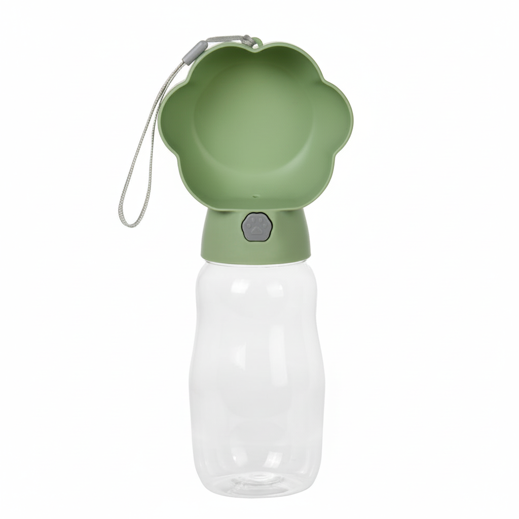 gourde chien 530ml slim vert fond blanc
