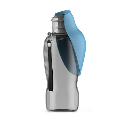gourde portable chien promenade bleu ciel fond blanc