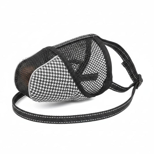 museliere pour chien tissu pied de poule fond blanc